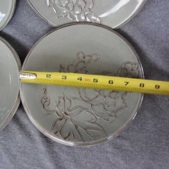 grey grapes salad plate by TAG Ltd set of 4 (w3079) - Picture 2 of 12